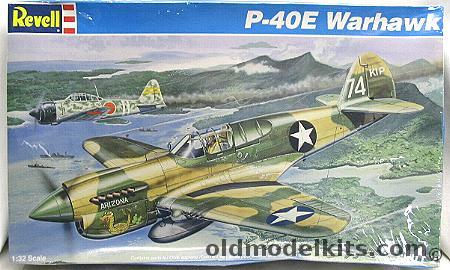 Revell 1/32 P-40E Warhawk - Ace Lt. Sidney S. Woods of the 49th FG (9th FS), 85-4664 plastic model kit